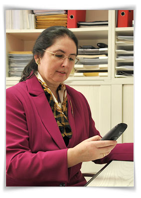 Mag. Evelin Striegler, Kursorganisation & Kundenbetreuung Mag. Evelin Striegler, Kursorganisation & Kundenbetreuung